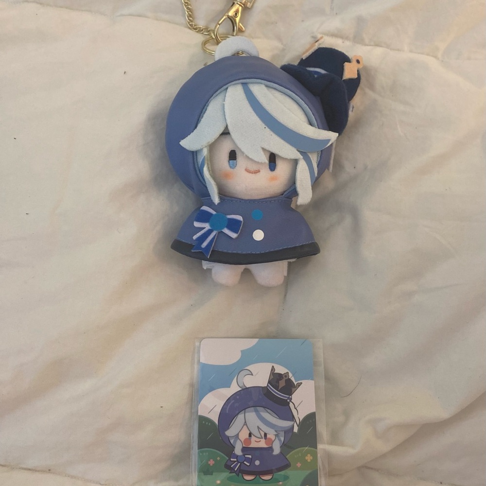 Furina Genshin Impact Plush Keychain Fun in the Rain Series miHoYo - Picture 7 of 7